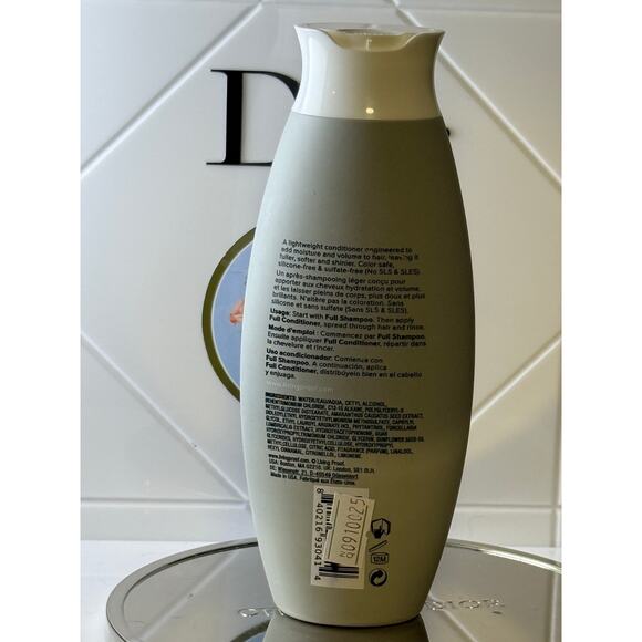 Living Proof Full Conditioner - 236 mL - NEW no box - Picture 2 of 4